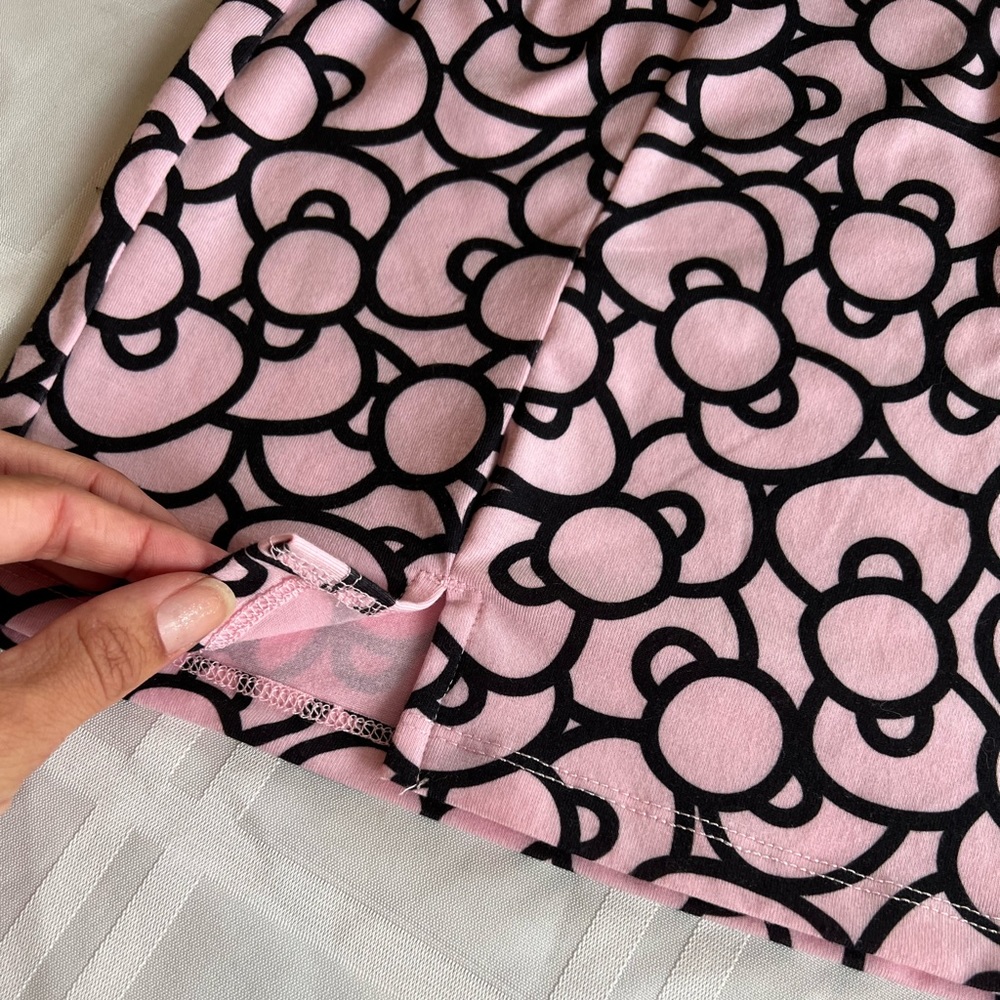 📦 Hello Kitty Hair Bow print skirt short mini baby pink Sanrio elastic waist cat - Picture 3 of 8